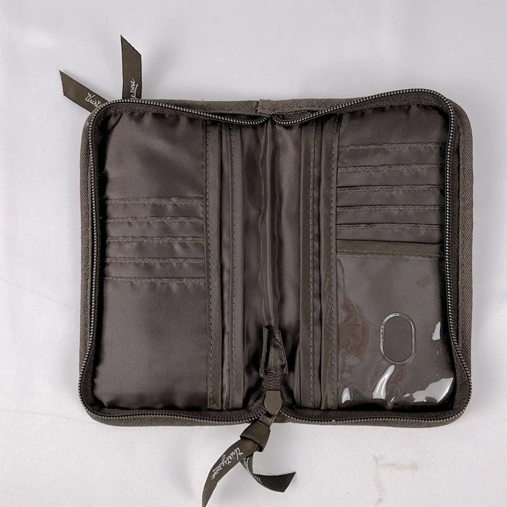 Thirty-One Soft Wallet Circle Dots Pattern - Picture 3 of 9